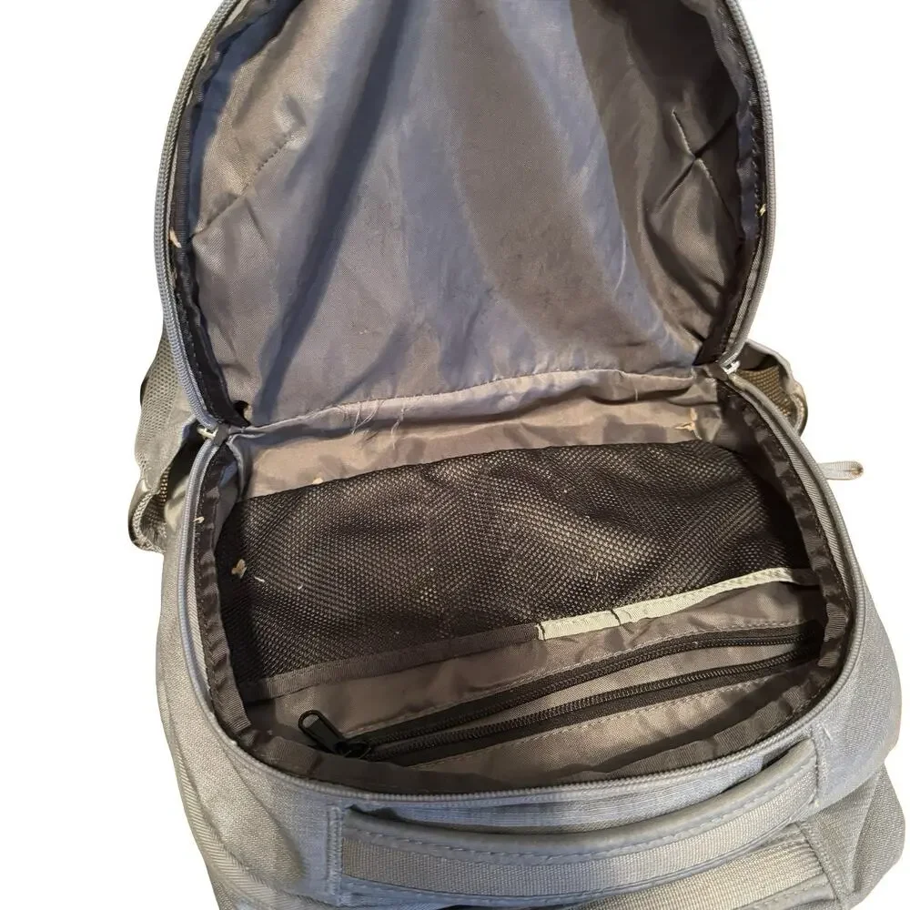 The North Face Jester Standard Full Size Unisex Gray Backpack 18x11